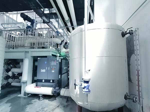 新能源控溫模溫機(jī) 新能源控溫模溫機(jī)