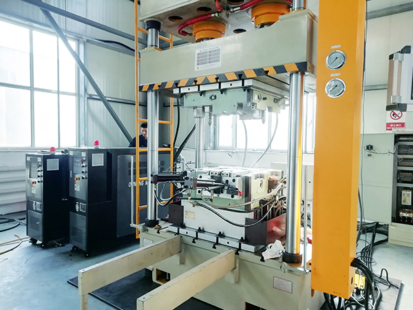 模壓成型模溫機(jī) 模壓成型模溫機(jī)