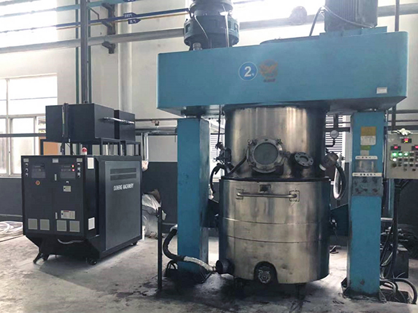 攪拌罐冷熱一體模溫機(jī) 攪拌罐冷熱一體模溫機(jī)